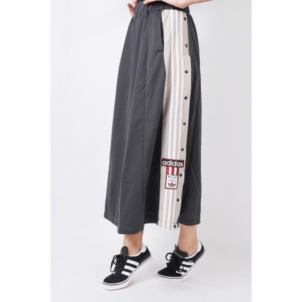 NEW Adidas Adibreak skirt